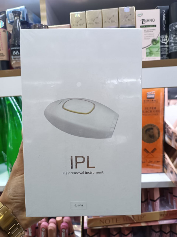 لیزر موهای زائد ۶۰۰ هزار شات IPL