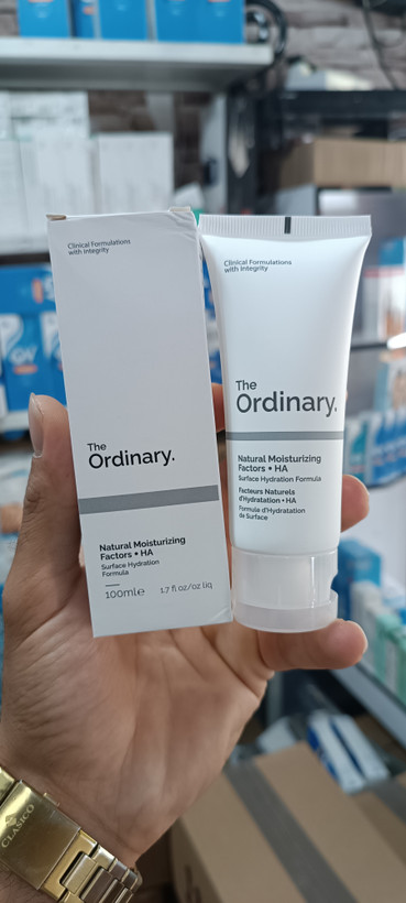 کرم آبرسان اوردینری Natural Moisturizing Factors + HA از برند The Ordinary