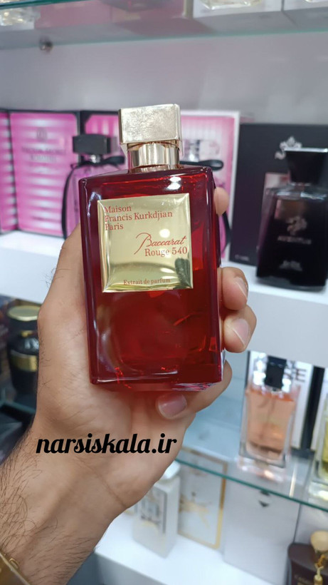 ادکلن میسون فرانسیس کورکجان باکارات رژ ۵۴۰ قرمز (Maison Francis Kurkdjian Baccarat Rouge 540)
