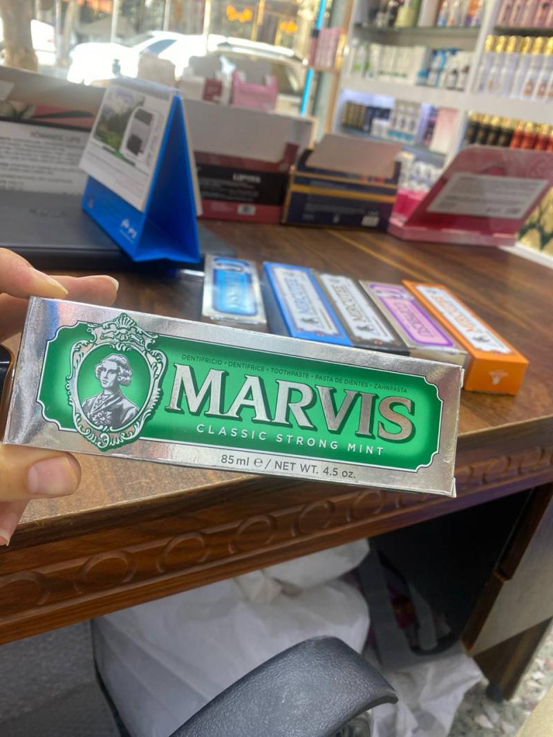 خمیردندان مارویس مدل نعنایی قوی کلاسیک Marvis Strong Mint Classic