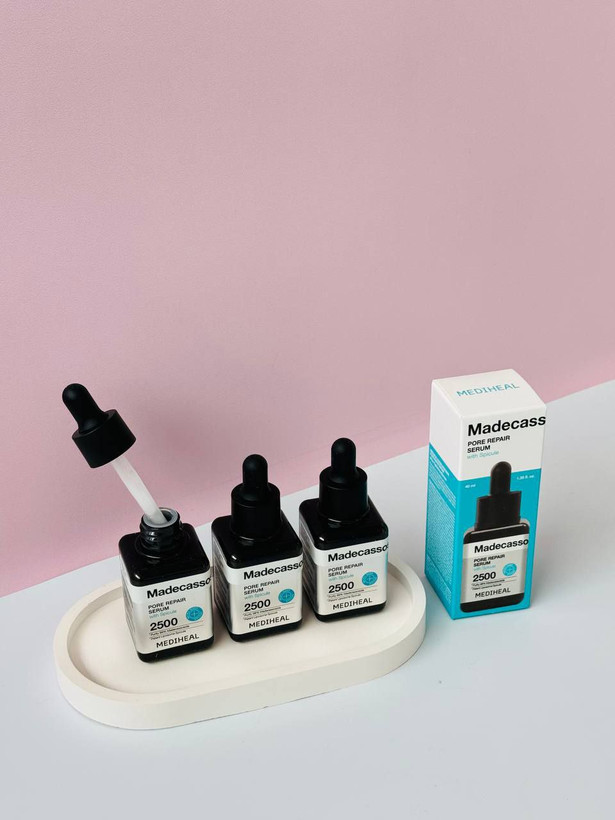 سرم ترمیمکننده منافذ مادکاسوساید مدیهیل MEDIHEAL