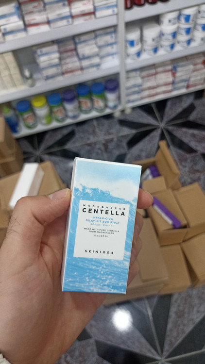ضد آفتاب استیکی سنتلا Centella