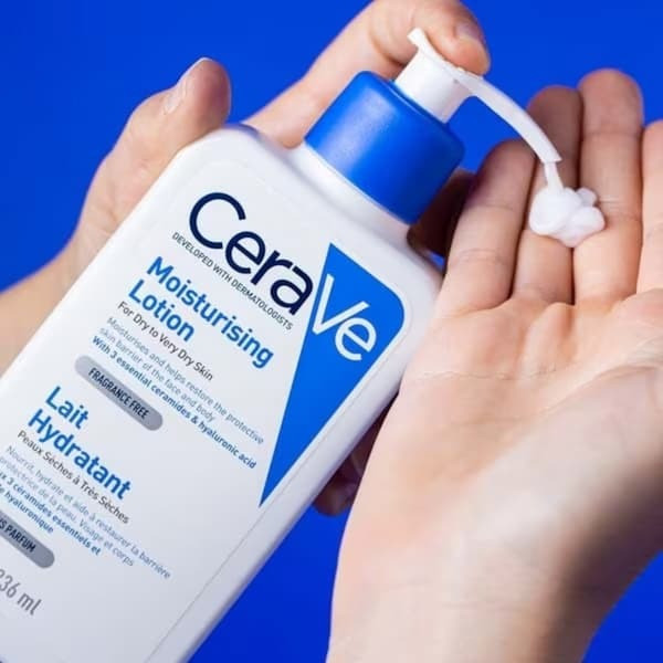 لوسیون آبرسان و مرطوب کننده قوی سراوی CeraVe حجم۴۷۳میل