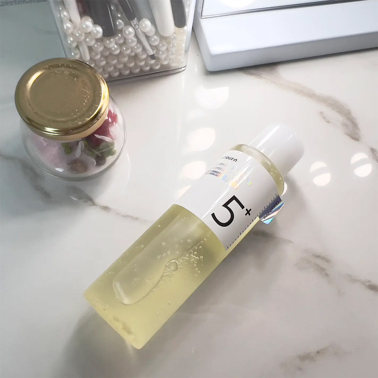 تونر روشن کننده و تقویت کننده شماره 5 نامبوزین Numbuzin No. 5 Vitamin Concentrated Toner