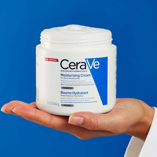 کرم مرطوبکننده و آبرسان کاسهای سراوی CeraVe حجم ۳۴۰ گرم